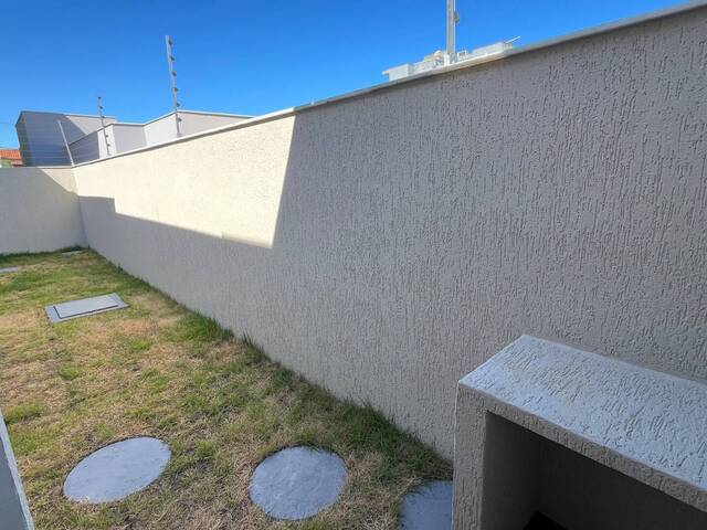 Casa para Venda em Rio das Ostras - 4
