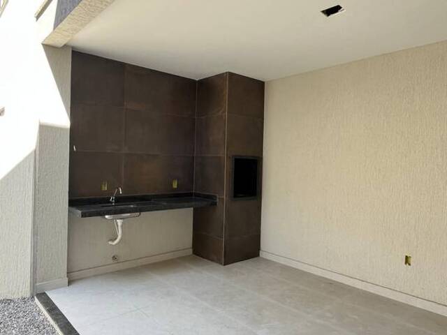 Casa para Venda em Rio das Ostras - 4