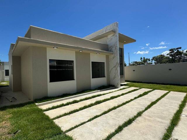 #479 - Casa para Venda em Rio das Ostras - RJ