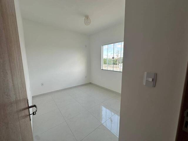Casa para Venda em Rio das Ostras - 4