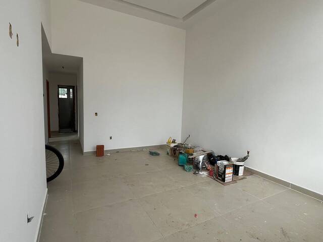 Casa para Venda em Rio das Ostras - 4