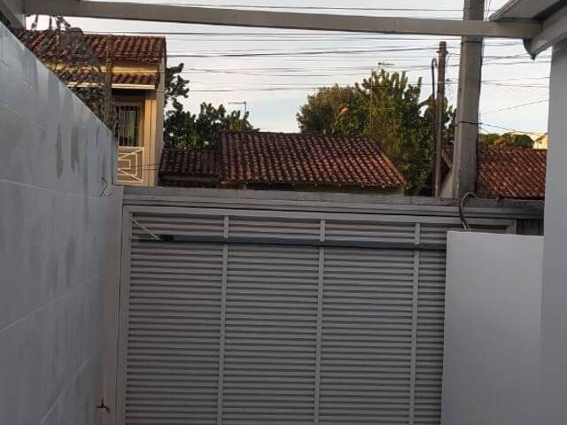 #494 - Apartamento para Venda em Rio das Ostras - RJ