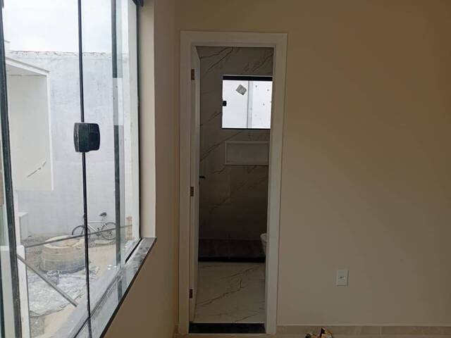 #498 - Casa para Venda em Rio das Ostras - RJ