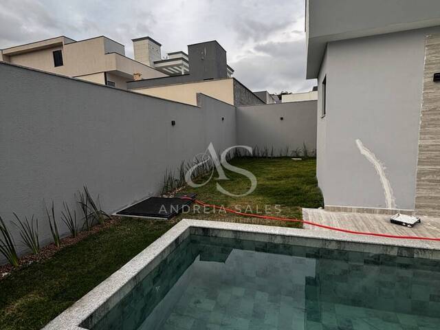 Casa para Venda em Rio das Ostras - 5