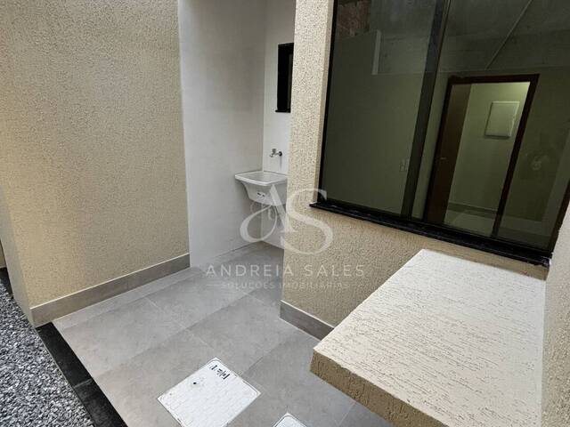 #527 - Casa para Venda em Rio das Ostras - RJ