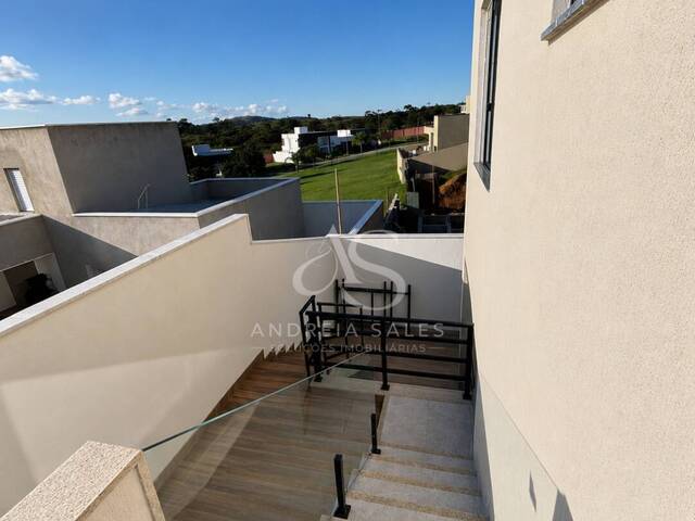 #528 - Casa para Venda em Rio das Ostras - RJ