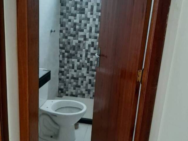 #AP0028 - Apartamento para Locação em Rio das Ostras - RJ