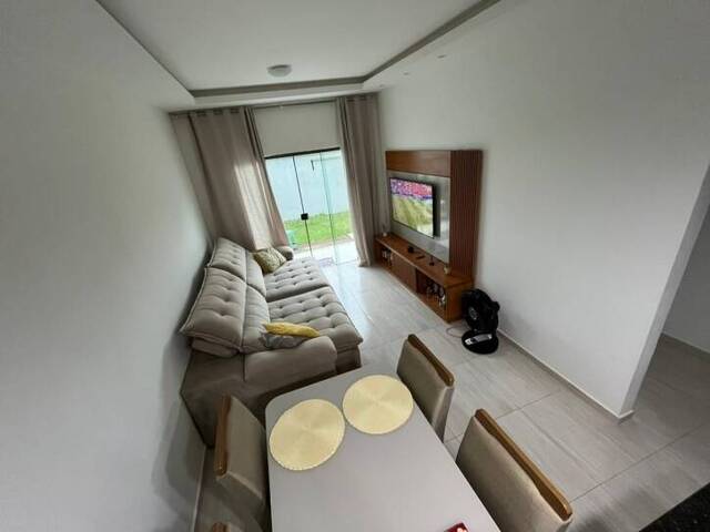 Casa para Locação em Rio das Ostras - 4